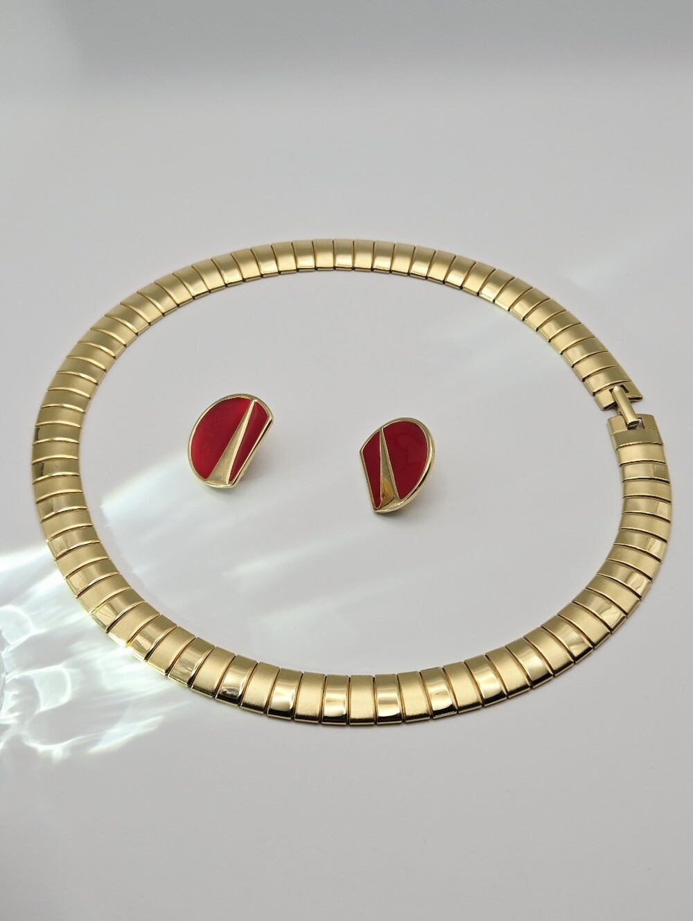 Monet Red Enamel Gold-Tone Geometric Earring/ Unbranded Collar Necklace  Set - Picture 12 of 13